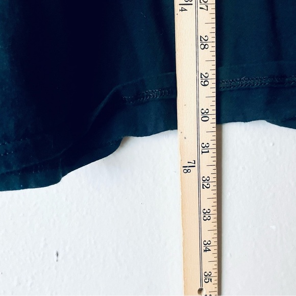 Selena Unisex Black T-Shirt Official Roses Latin Plus Size 2XL - Picture 7 of 7